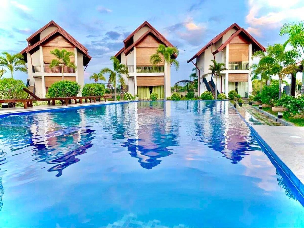 Avonil Resort Yala Тисамахарама Екстериор снимка