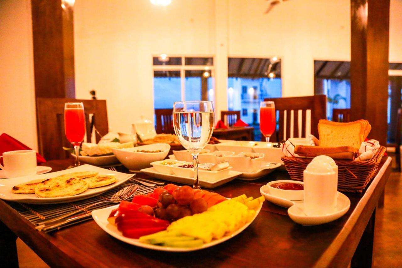 Avonil Resort Yala Тисамахарама Екстериор снимка
